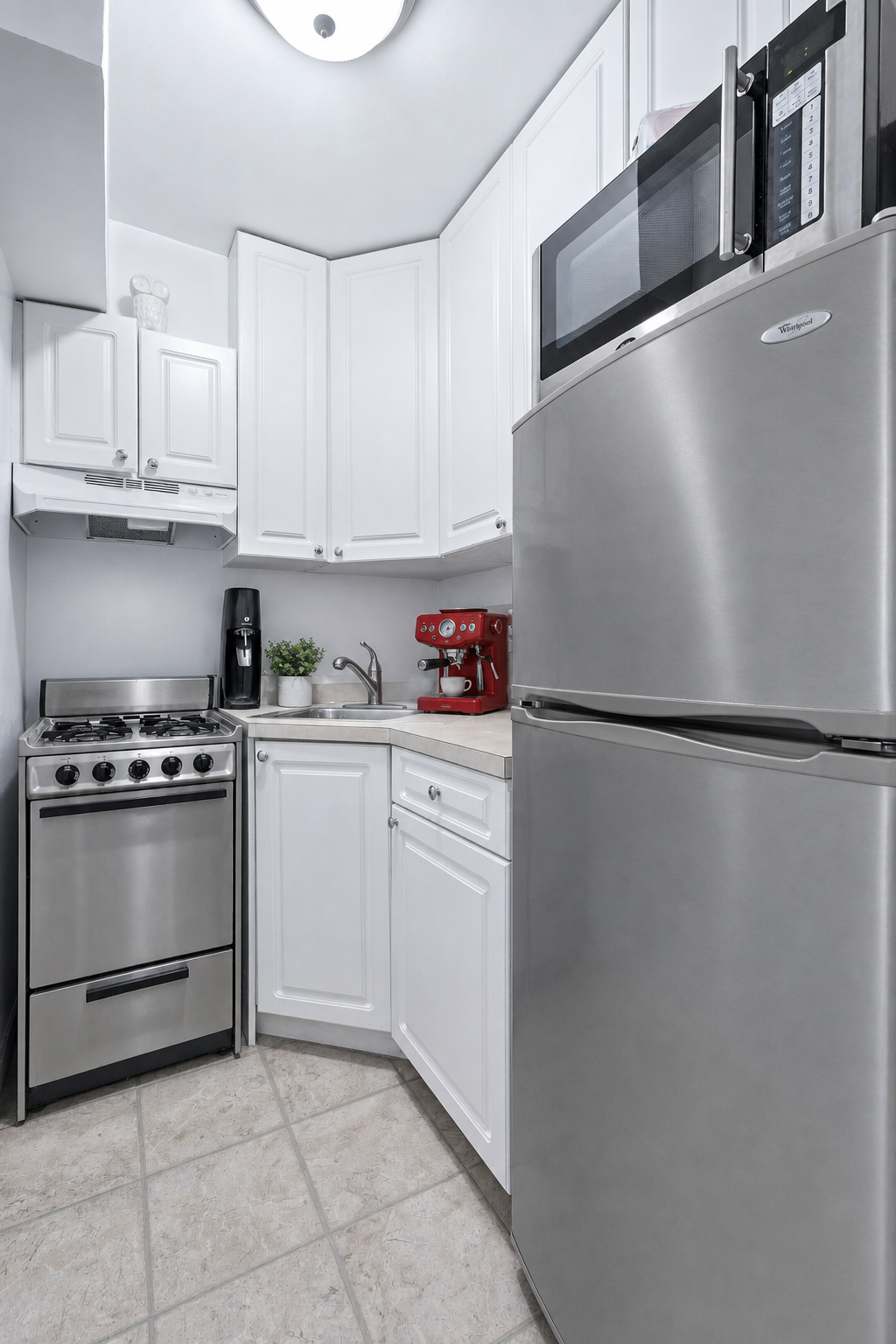69 5th Avenue, Unit 17H Manhattan, NY 10003 - Photo 4 of 9 Gallery Image 4