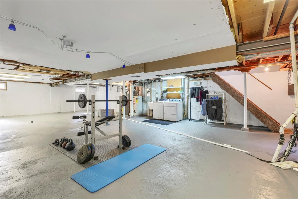 114 Greencroft Avenue Staten Island, NY 10308 - Photo 22 of 30