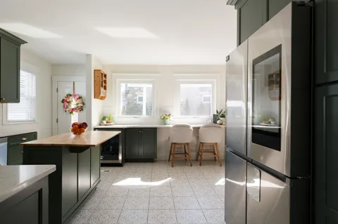 Contact Agent | Address Upon Request, Dorchester, MA 02122