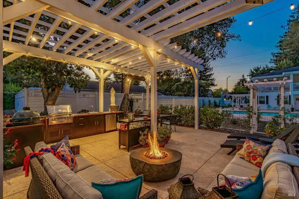 $2,800,000 | 2389 Chad Court, Napa, CA 94558