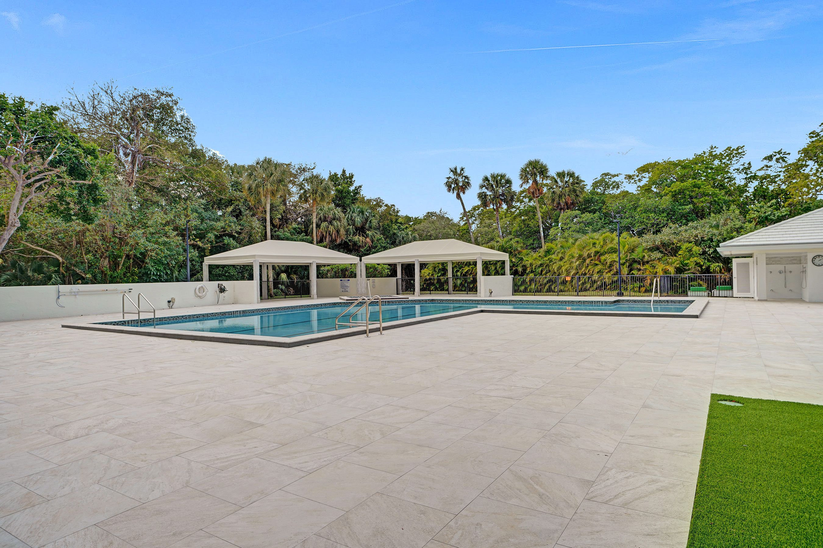 2001 North Ocean Boulevard, Unit 305 Boca Raton, FL 33431 - Photo 39 of 42