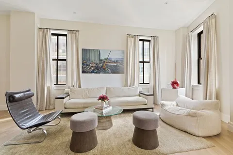 $3,795,000 | 100 Barclay Street, Unit 17L | TriBeCa