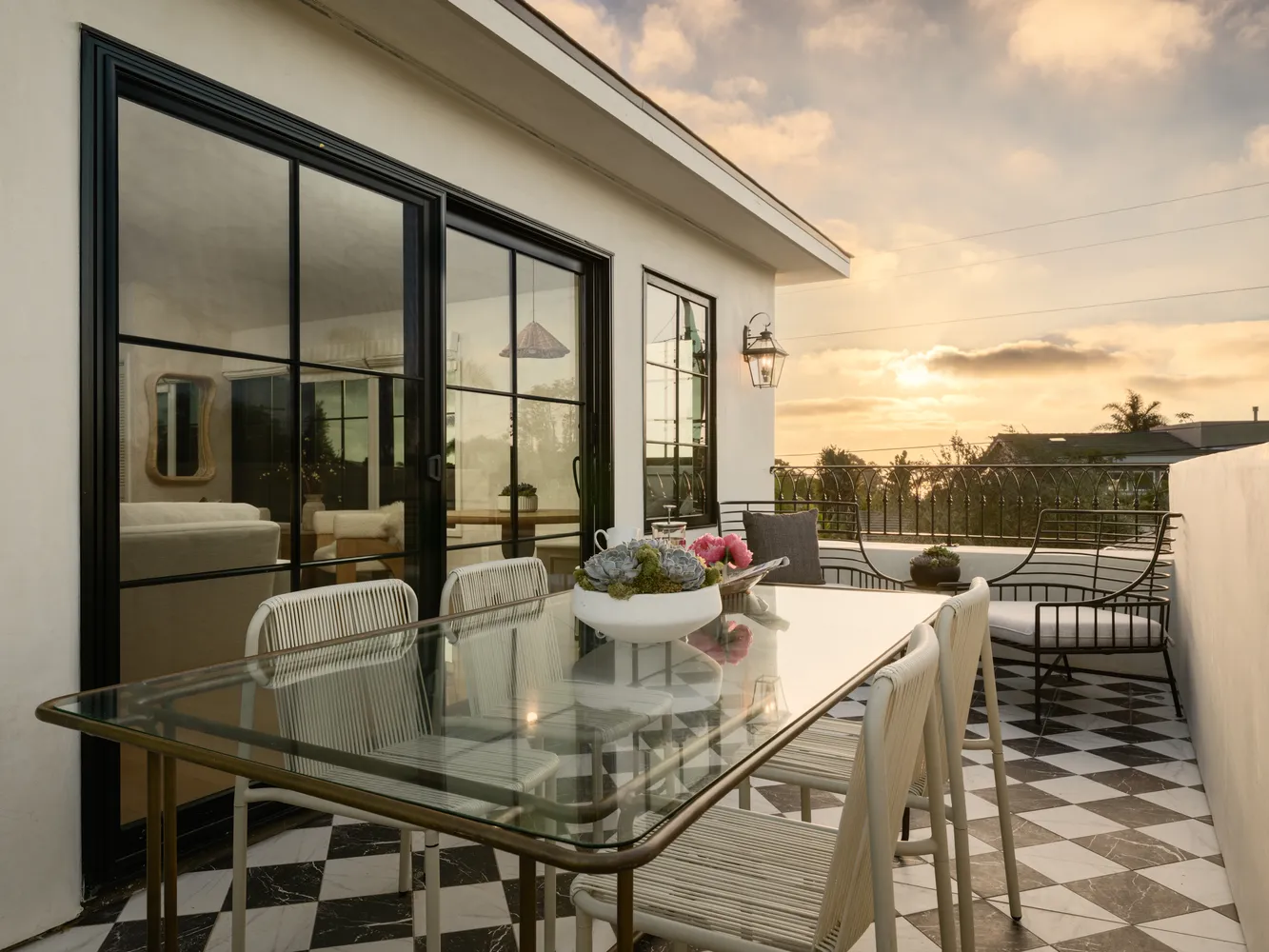 $5,000,000 | 8901 Nottingham Place, La Jolla, CA 92037