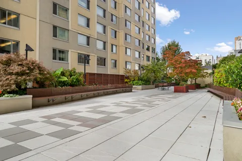 $665,000 | 40 West 116th Street, Unit B301 | Harlem