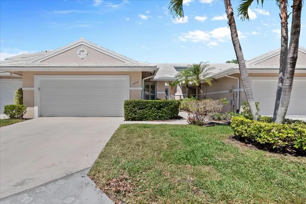 $425,000 | 2424 Southwest Foxpoint Trail, Palm City, FL 34990
