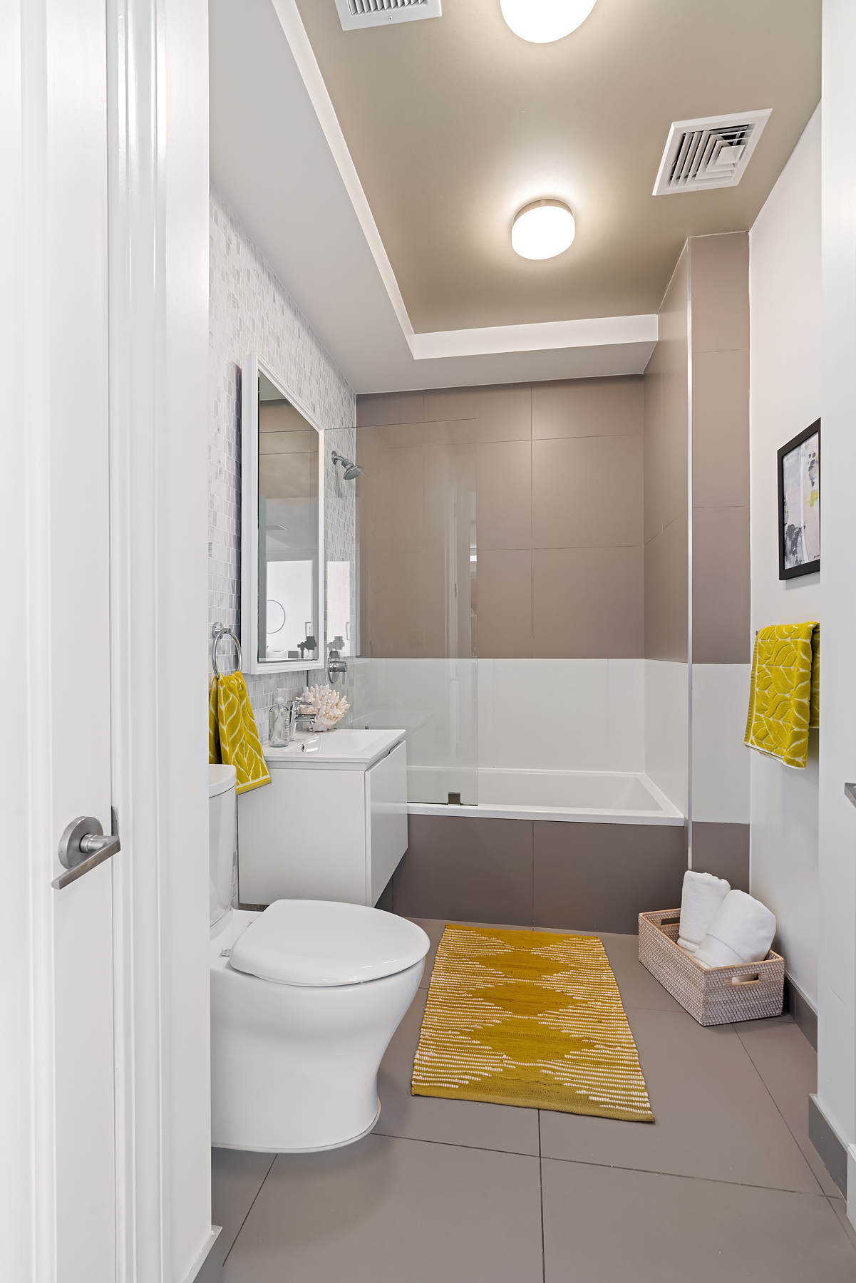 42 Maspeth Avenue, Unit 4J Brooklyn, NY 11211 - Photo 8 of 25