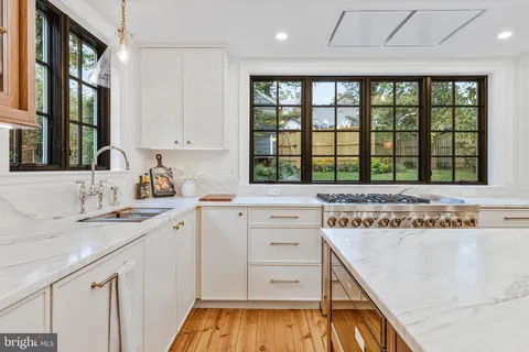 $2,395,000 | 2921 Legation Street Northwest, Washington, DC 20015