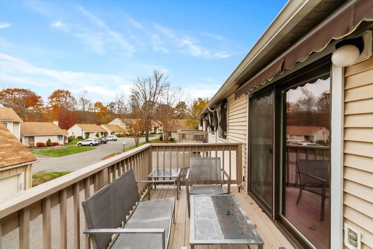 $499,900 | 99 Molly Pitcher Lane, Unit B, Yorktown Heights, NY 10598