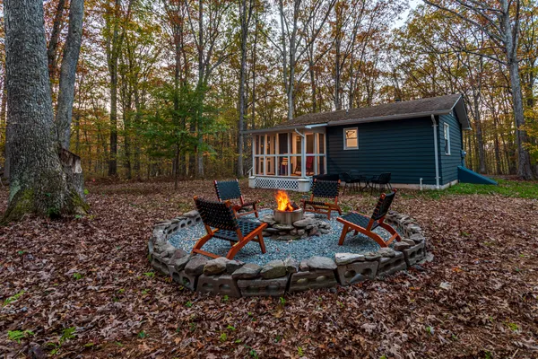 $225,000 | 117 White Oaks Road, Beach Lake, PA 18405