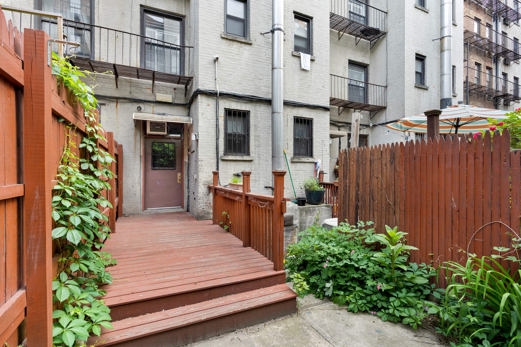 327 East 89th Street Manhattan, NY 10128 - Photo 11 of 14