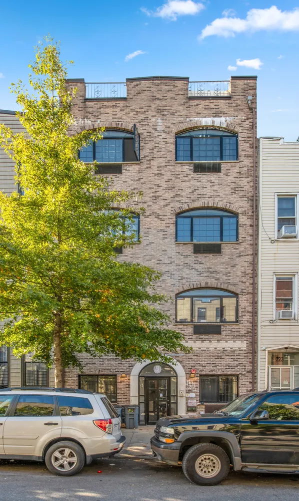 $4,195 | 221 Troutman Street, Unit 4L | Bushwick