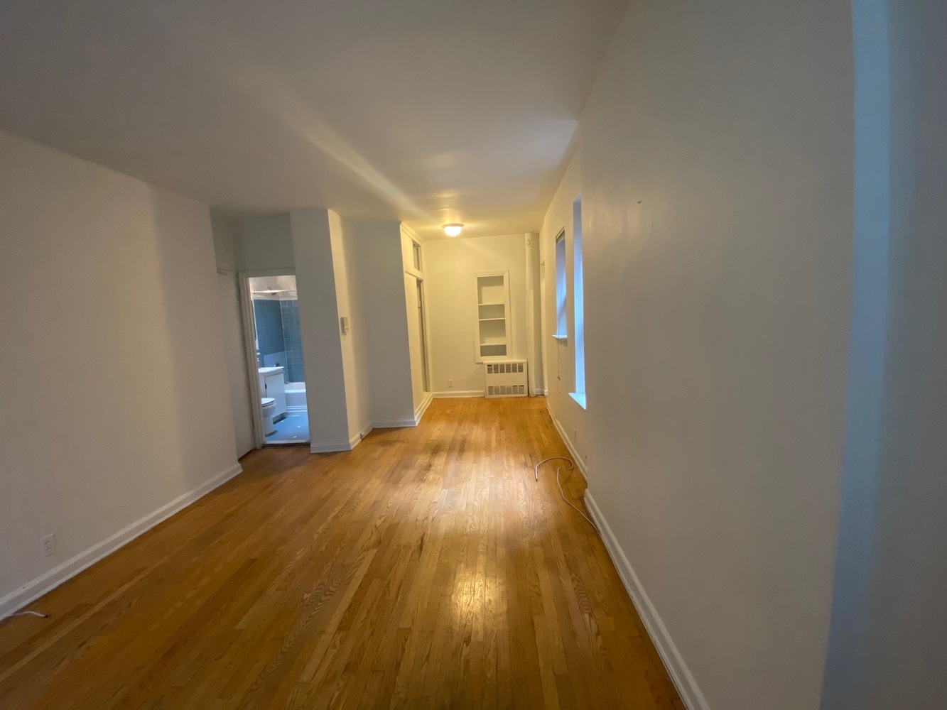 151 East 43rd Street, Unit 5B Manhattan, NY 10017 - Photo 3 of 7