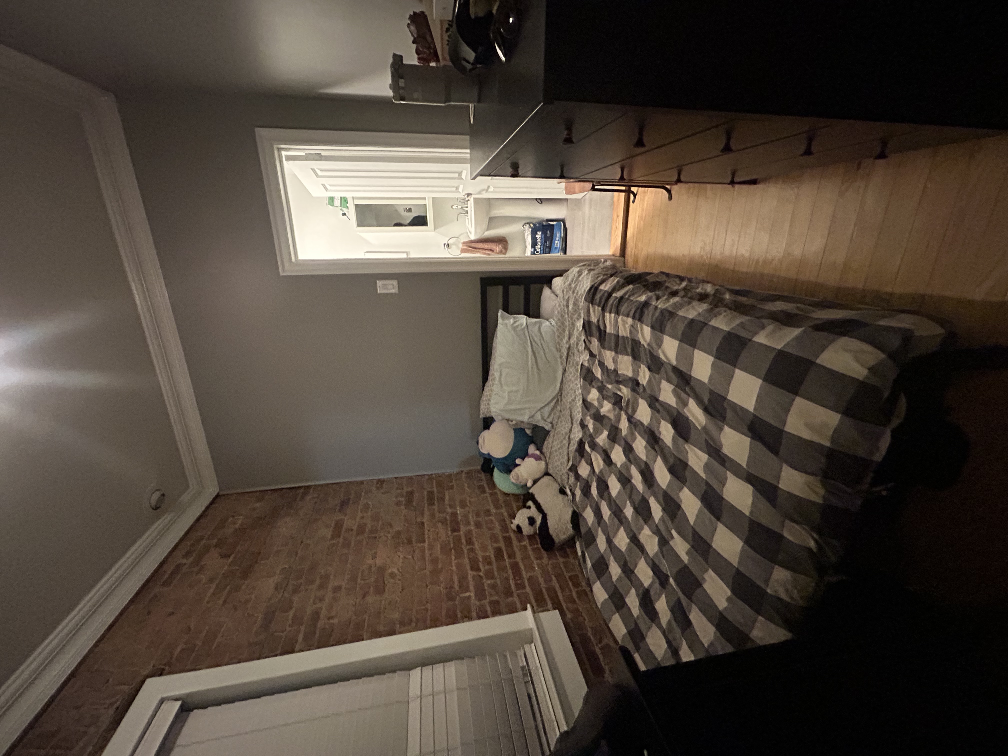 317 East 73rd Street, Unit 1RE Manhattan, NY 10021 - Photo 7 of 9 a bedroom with a bed and a dresser