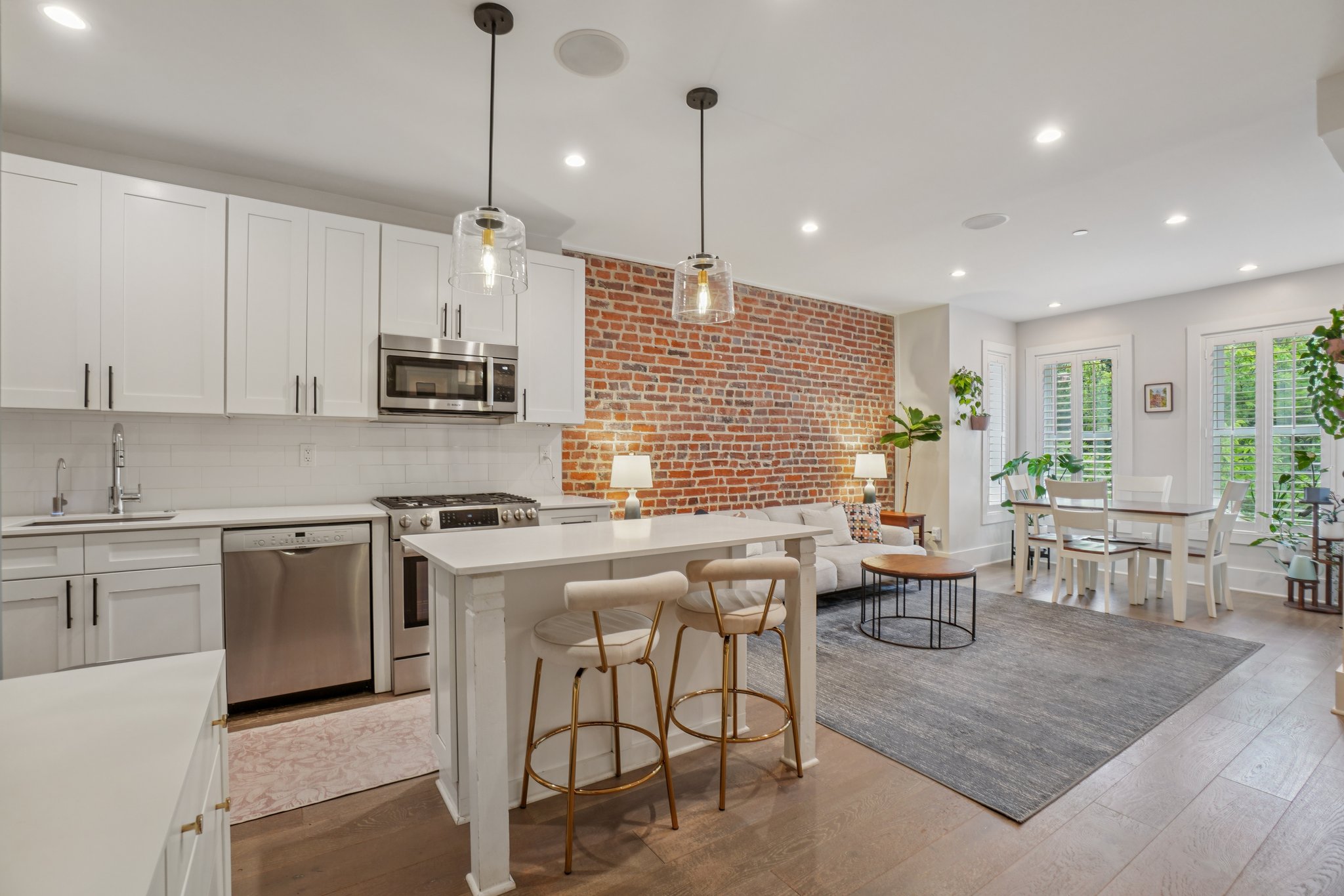 1682 Irving Street Northwest, Unit 2 Washington, DC 20010 - Photo 8 of 31