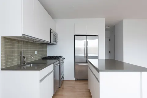 $649,900 | 100 West 93rd Street, Unit 10D | Upper West Side