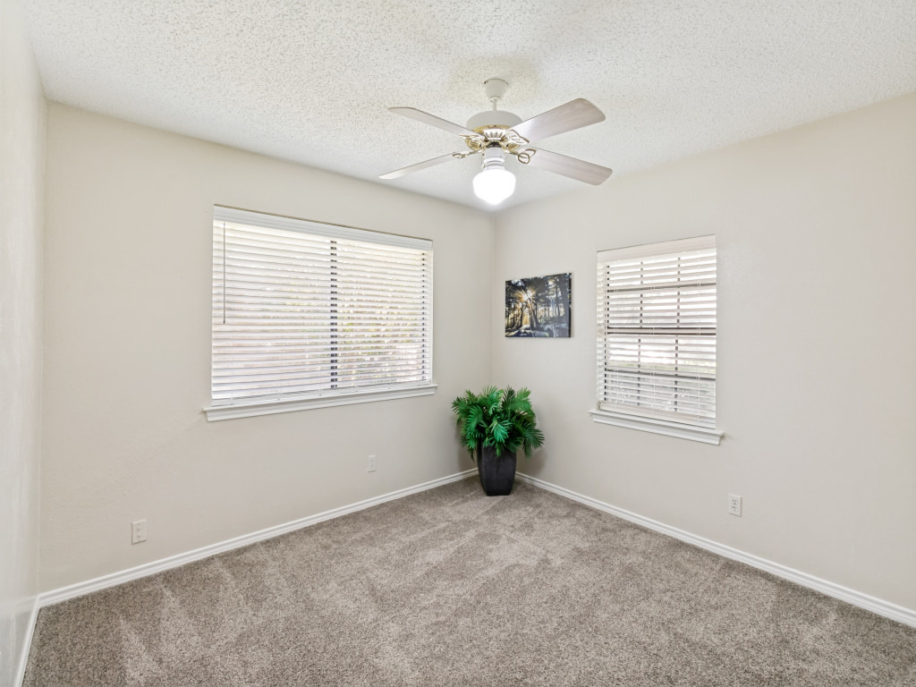 12922 Jasoncrest Trail Dallas, TX 75243 - Photo 23 of 28