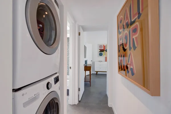 $1,075,000 | 406 East Desert Holly Circle, Palm Springs, CA 92262