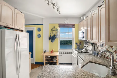 $1,250,000 | 180 Cabrini Boulevard, Unit 61 | Hudson Heights