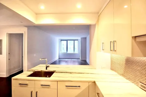 $1,399,000 | 50 Riverside Boulevard, Unit 3T | Upper West Side
