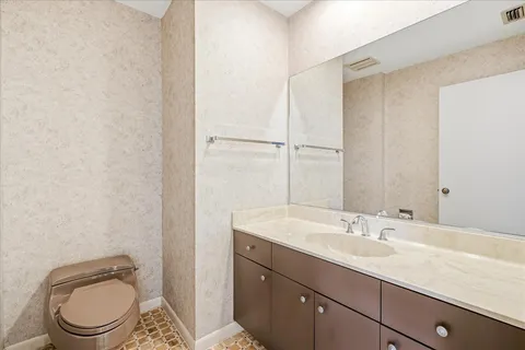 $1,850,000 | 4656 Pond Apple Drive North, Naples, FL 34119