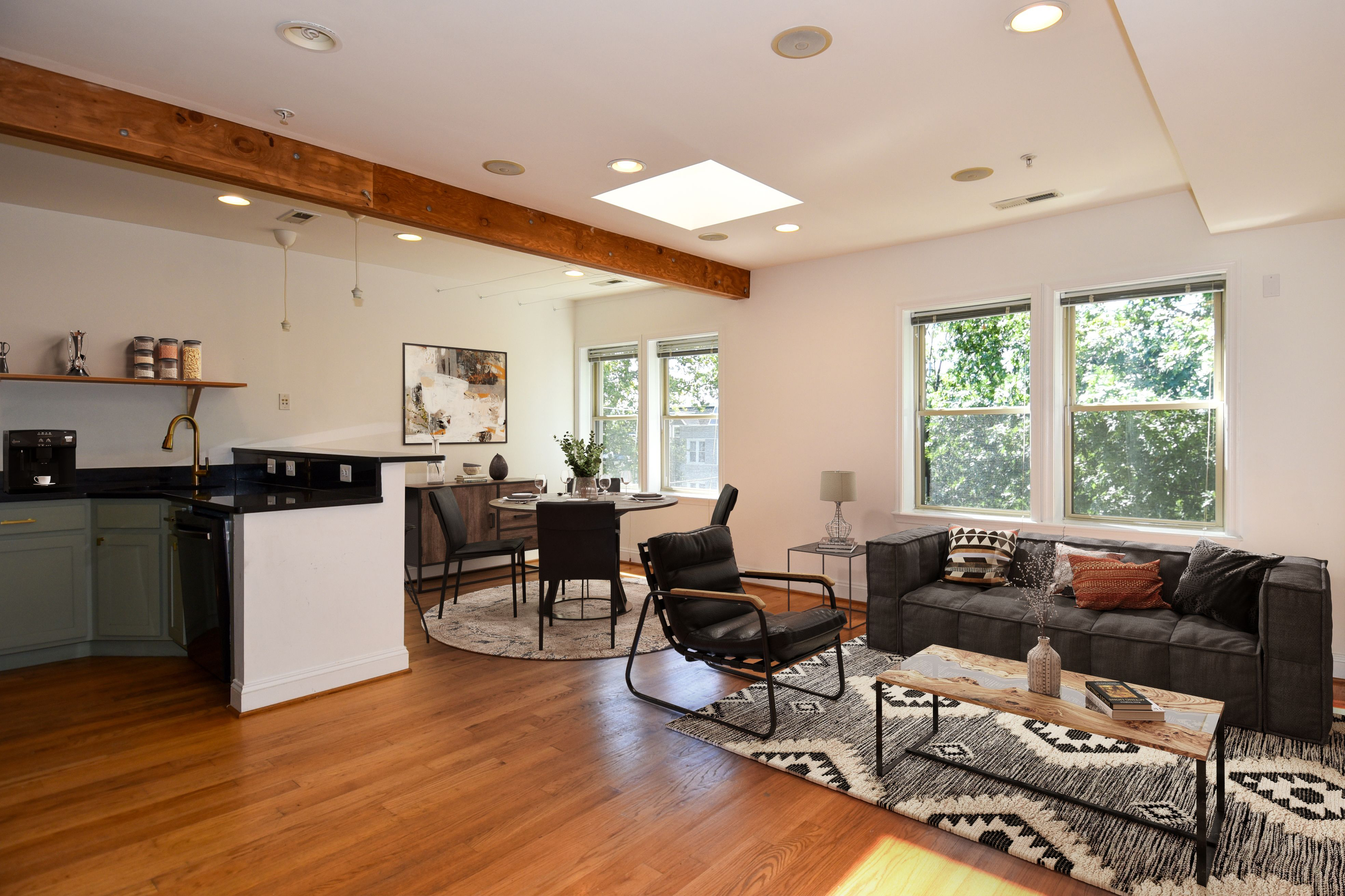 617 Jefferson Street Northwest, Unit 301 Washington, DC 20011 - Photo 2 of 17