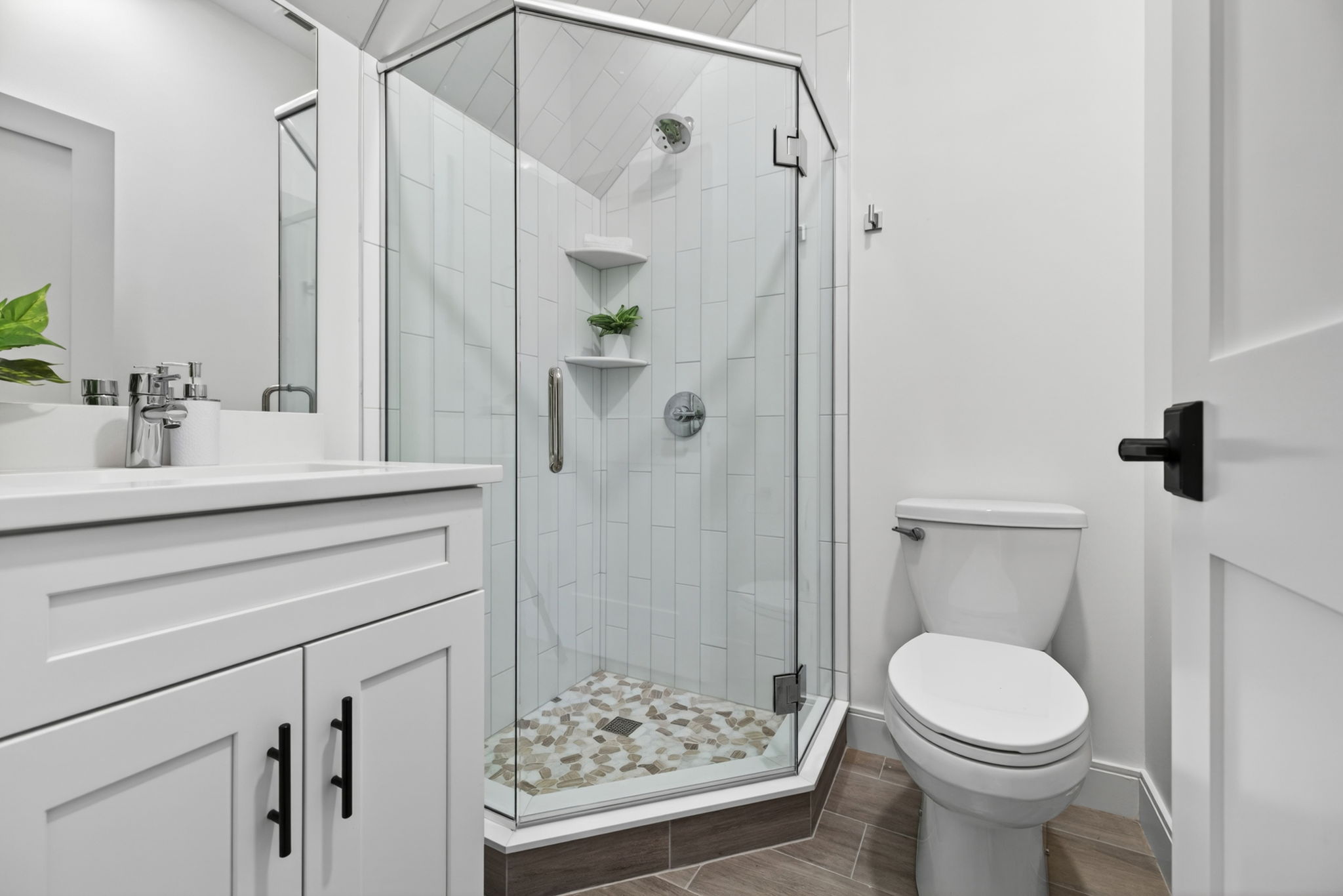 37 Maple Street Lynnfield, MA 01940 - Photo 33 of 42