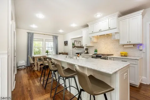 $799,000 | 19 Forest Avenue, Verona, NJ 07044