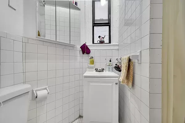 $4,795 | 416 East 71st Street, Unit 17 | Lenox Hill