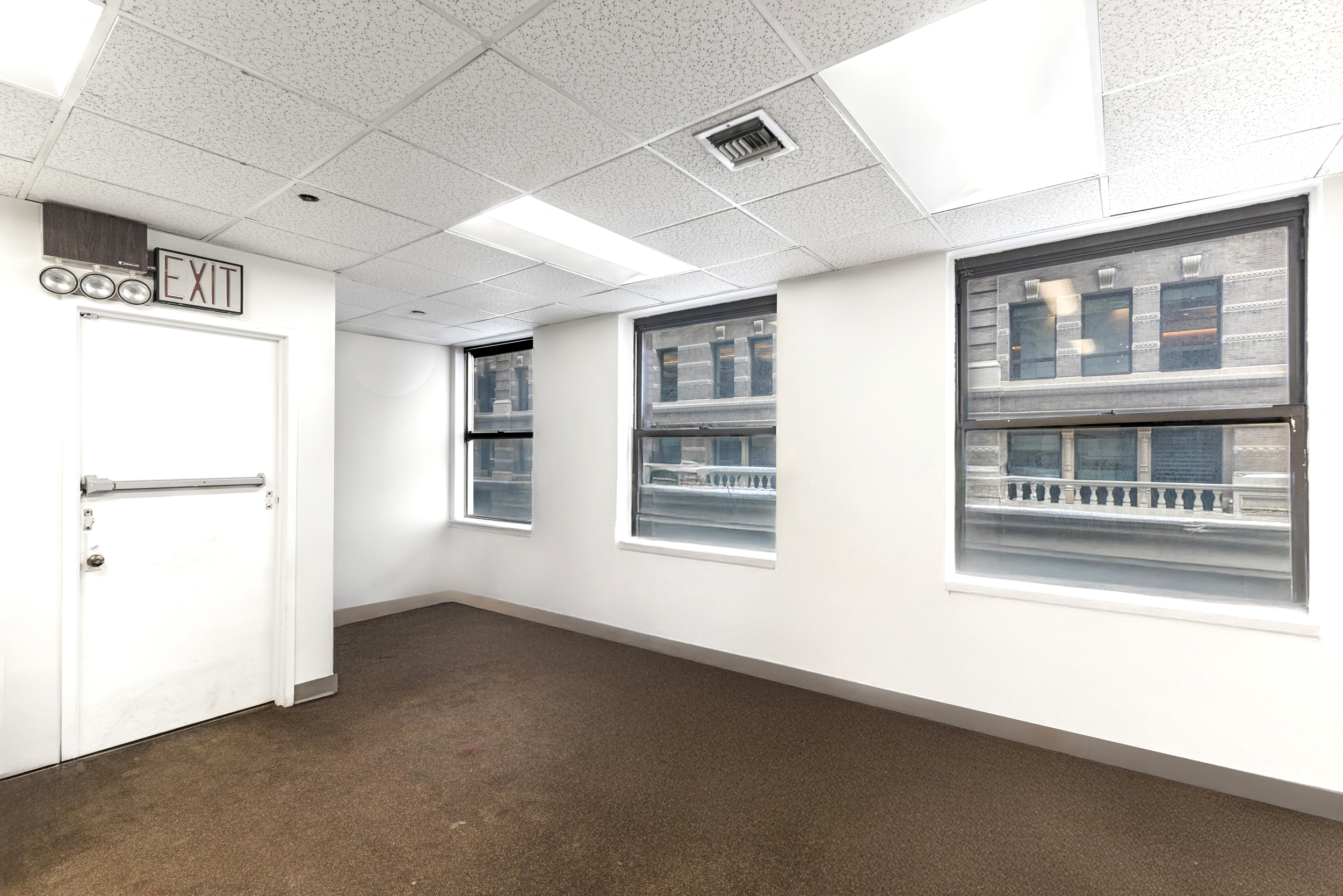 47 East 19th Street, Unit 4 Manhattan, NY 10003 - Photo 7 of 11 a view of an empty room with a window