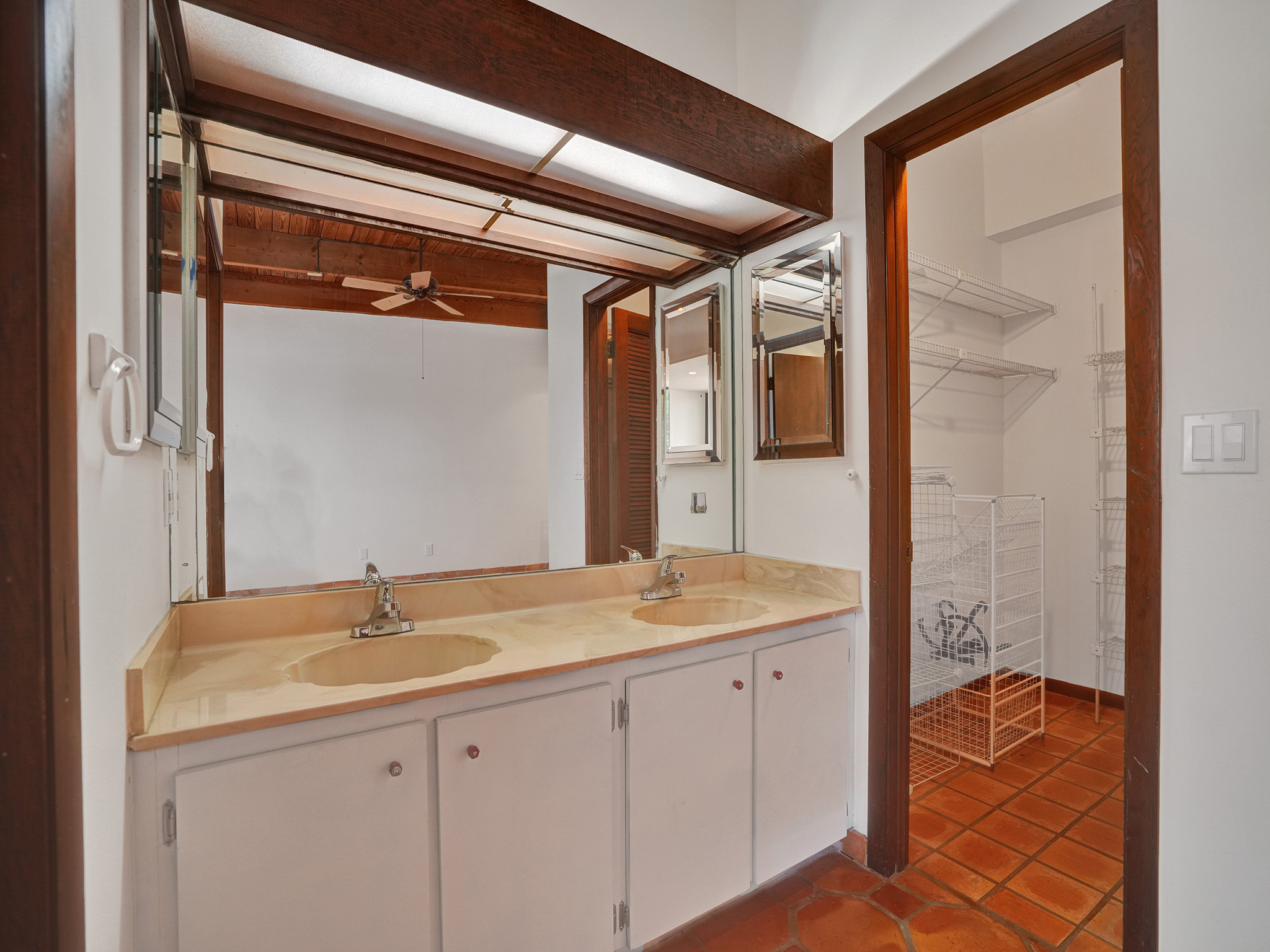 4863 Southwest 71st Place Miami, FL 33155 - Photo 32 of 54