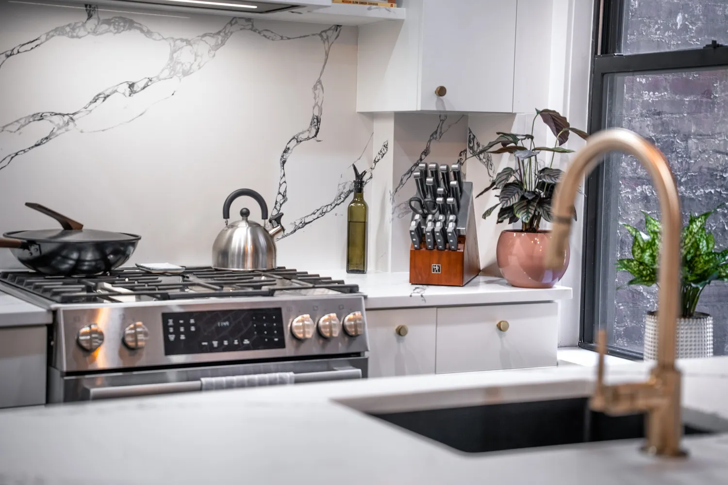 $1,250,000 | 321 West 55th Street, Unit 41 | Hell's Kitchen