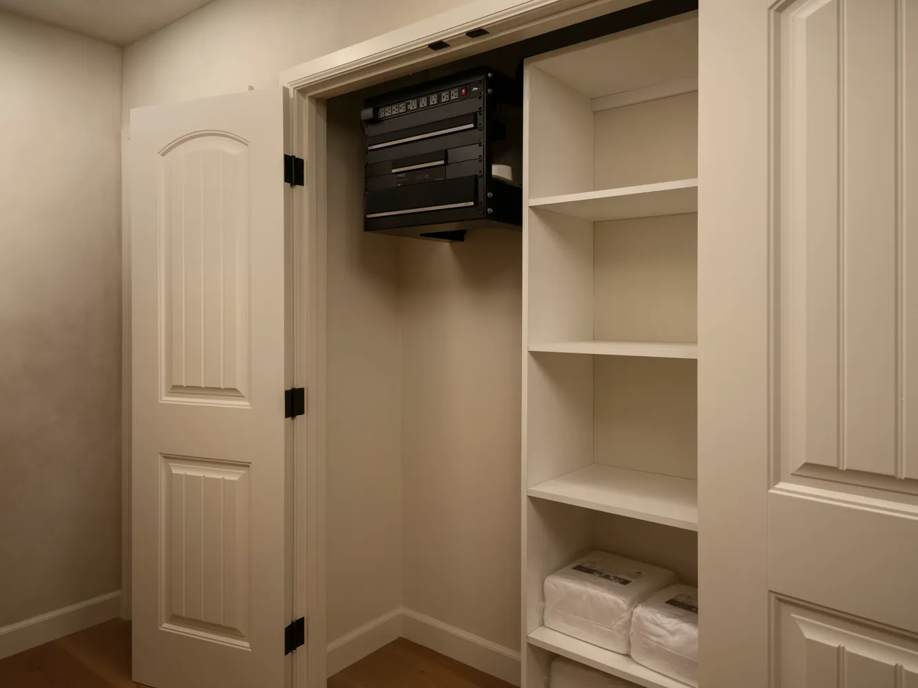 $5,000,000 | 8901 Nottingham Place, La Jolla, CA 92037