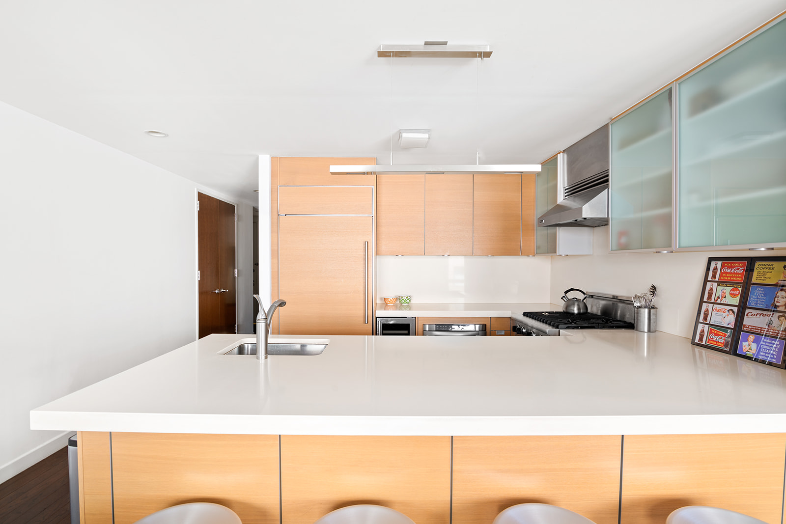 462 West 58th Street, Unit 6B Manhattan, NY 10019 - Photo 2 of 11