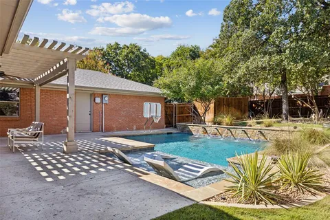 $685,000 | 10 Valley Wood Court, Trophy Club, TX 76262