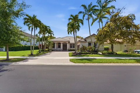 $1,100,000 | 1112 Skylark Drive, Weston, FL 33327