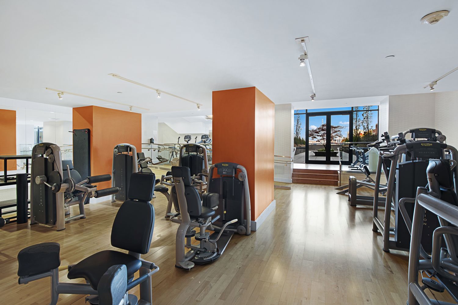 360 Furman Street, Unit 1120 Brooklyn, NY 11201 - Photo 14 of 43 a view of a room with gym equipment