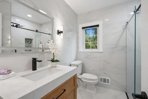 Contact Agent | 6613 Bradley Boulevard, Bethesda, MD 20817