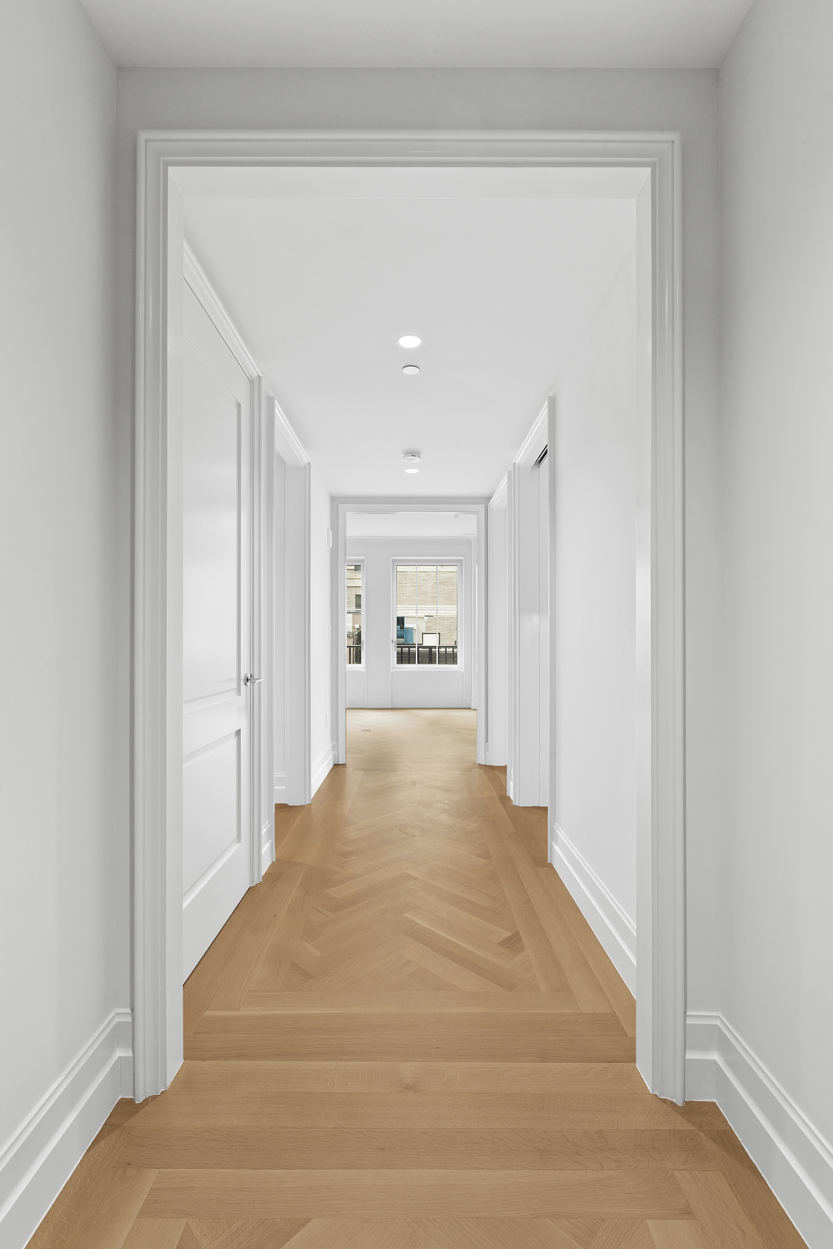 301 East 81st Street, Unit 6B Manhattan, NY 10028 - Photo 2 of 22