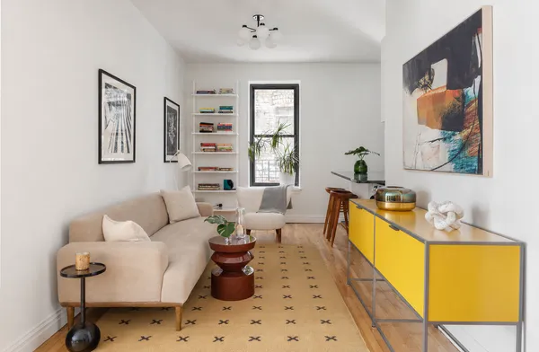$1,695,000 | 60 Pineapple Street, Unit 4I | Brooklyn Heights