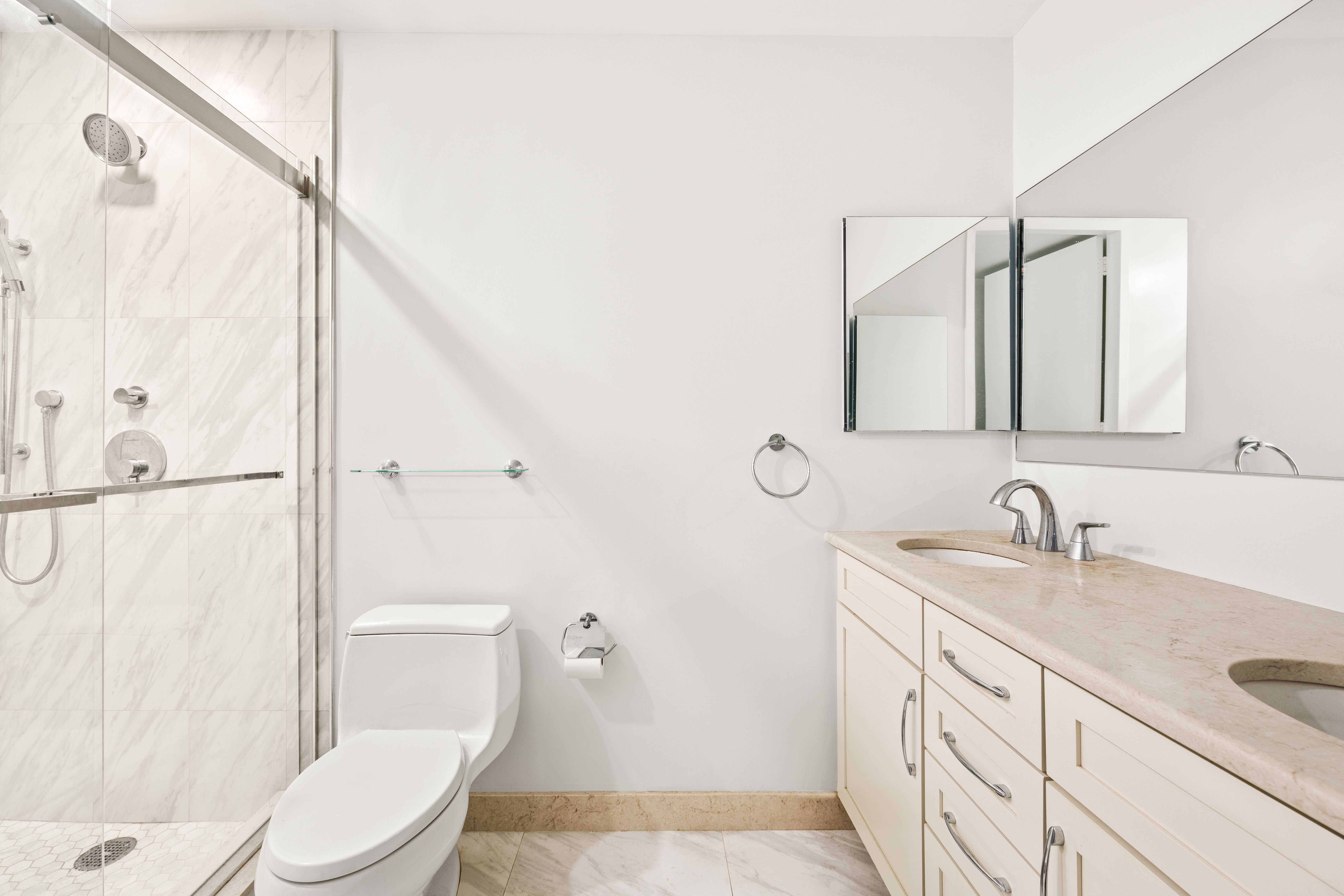 146 West 57th Street, Unit 34F Manhattan, NY 10019 - Photo 5 of 10