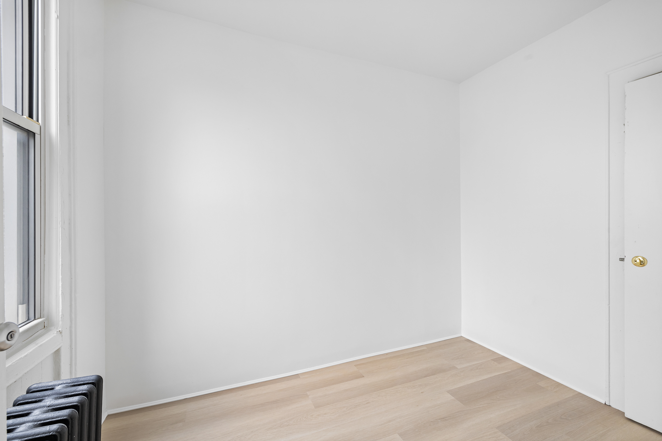 996 Hart Street, Unit 2 Brooklyn, NY 11237 - Photo 6 of 7 a view of an empty room