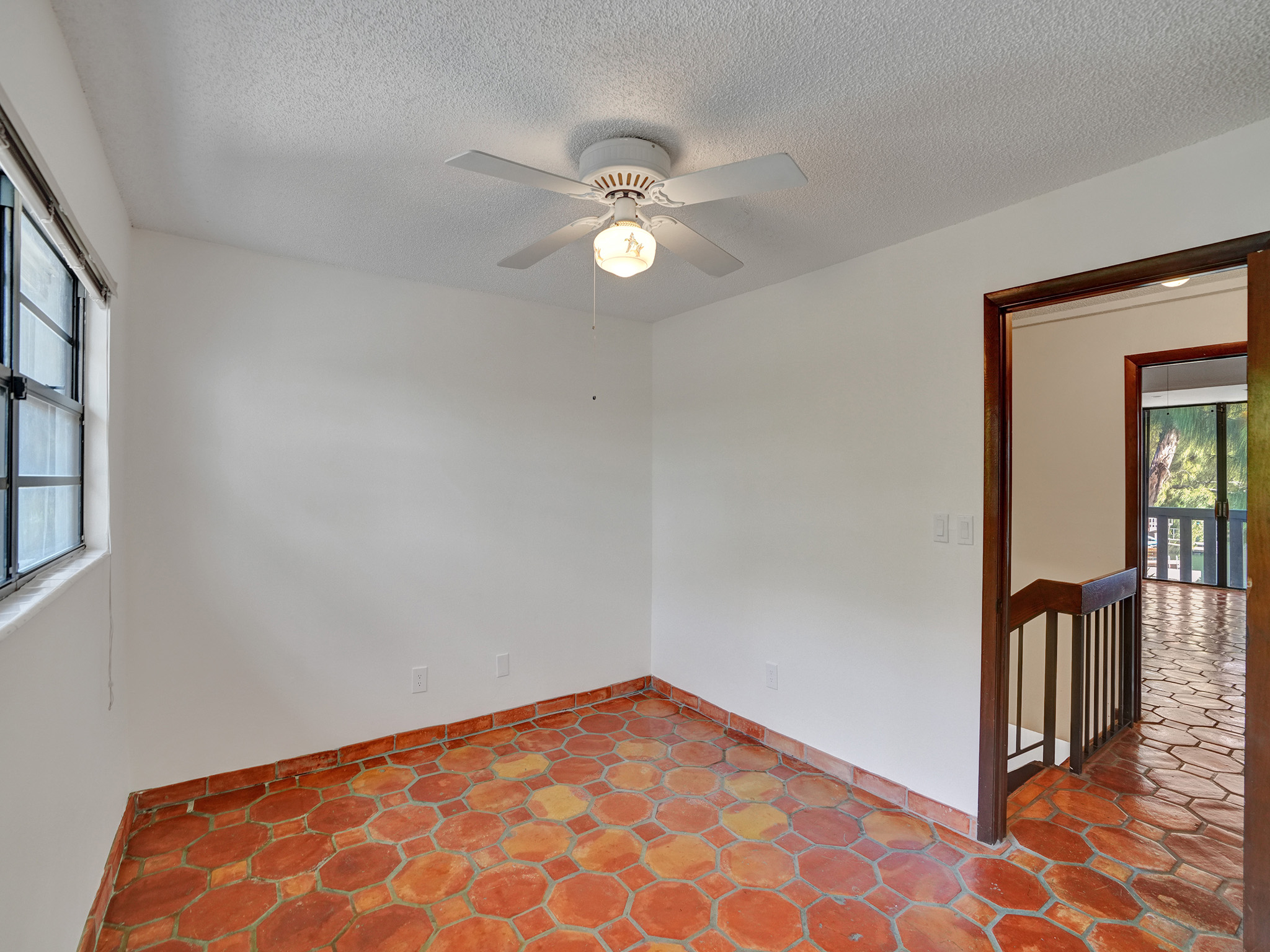 4863 Southwest 71st Place Miami, FL 33155 - Photo 38 of 54