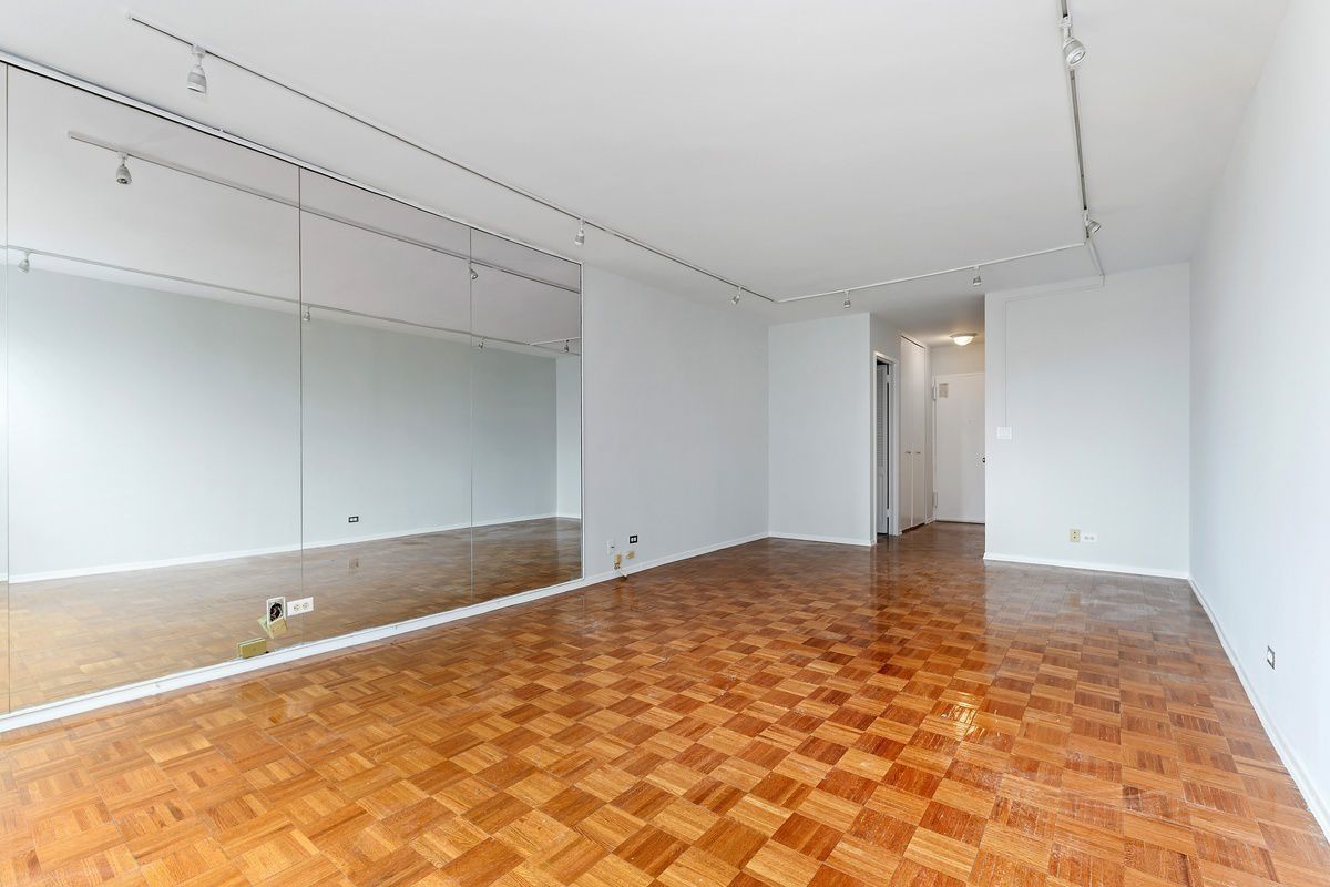 117 East 57th Street, Unit 34F Manhattan, NY 10022 - Photo 4 of 5