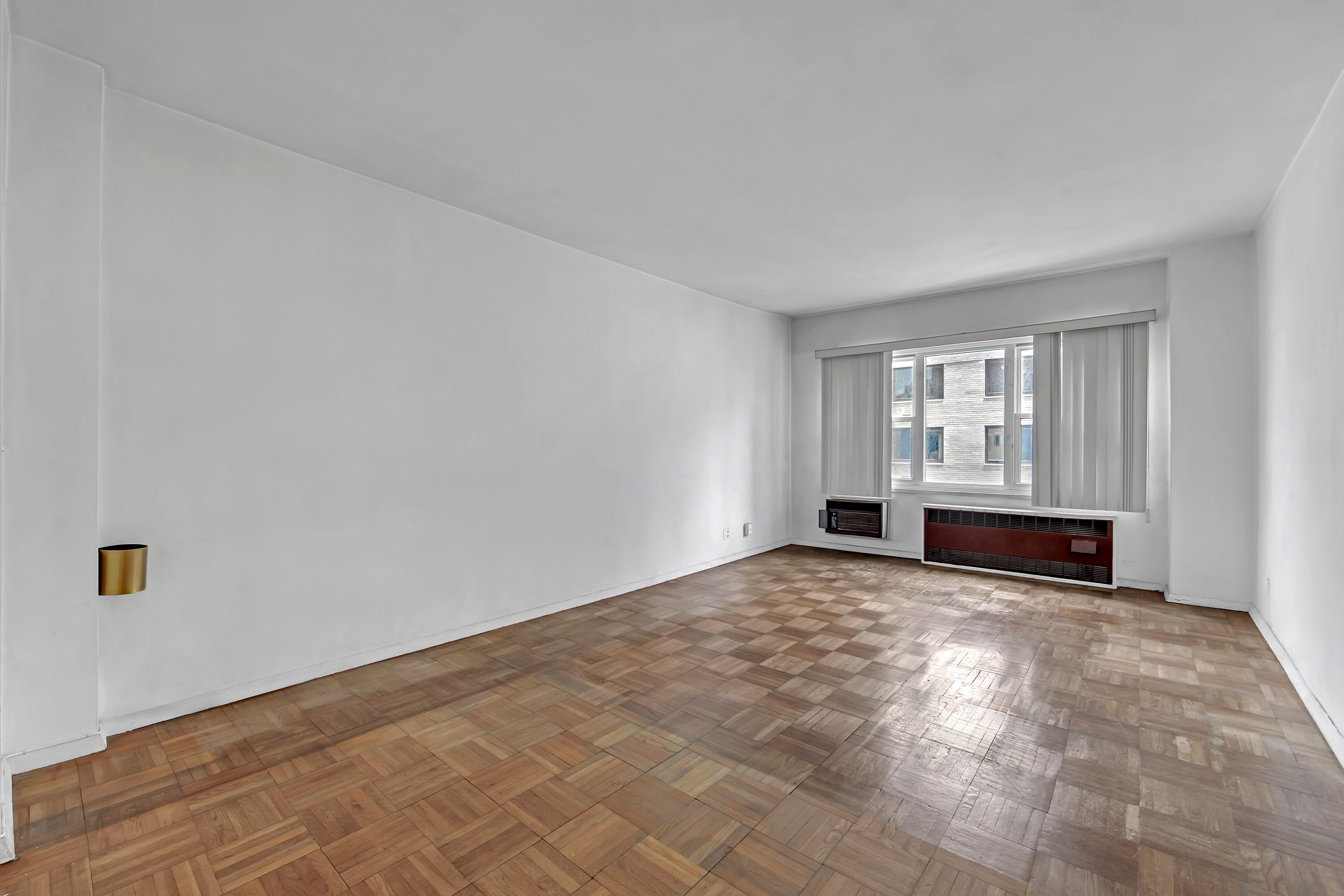 144 East 84th Street, Unit 10E Manhattan, NY 10028 - Photo 2 of 15