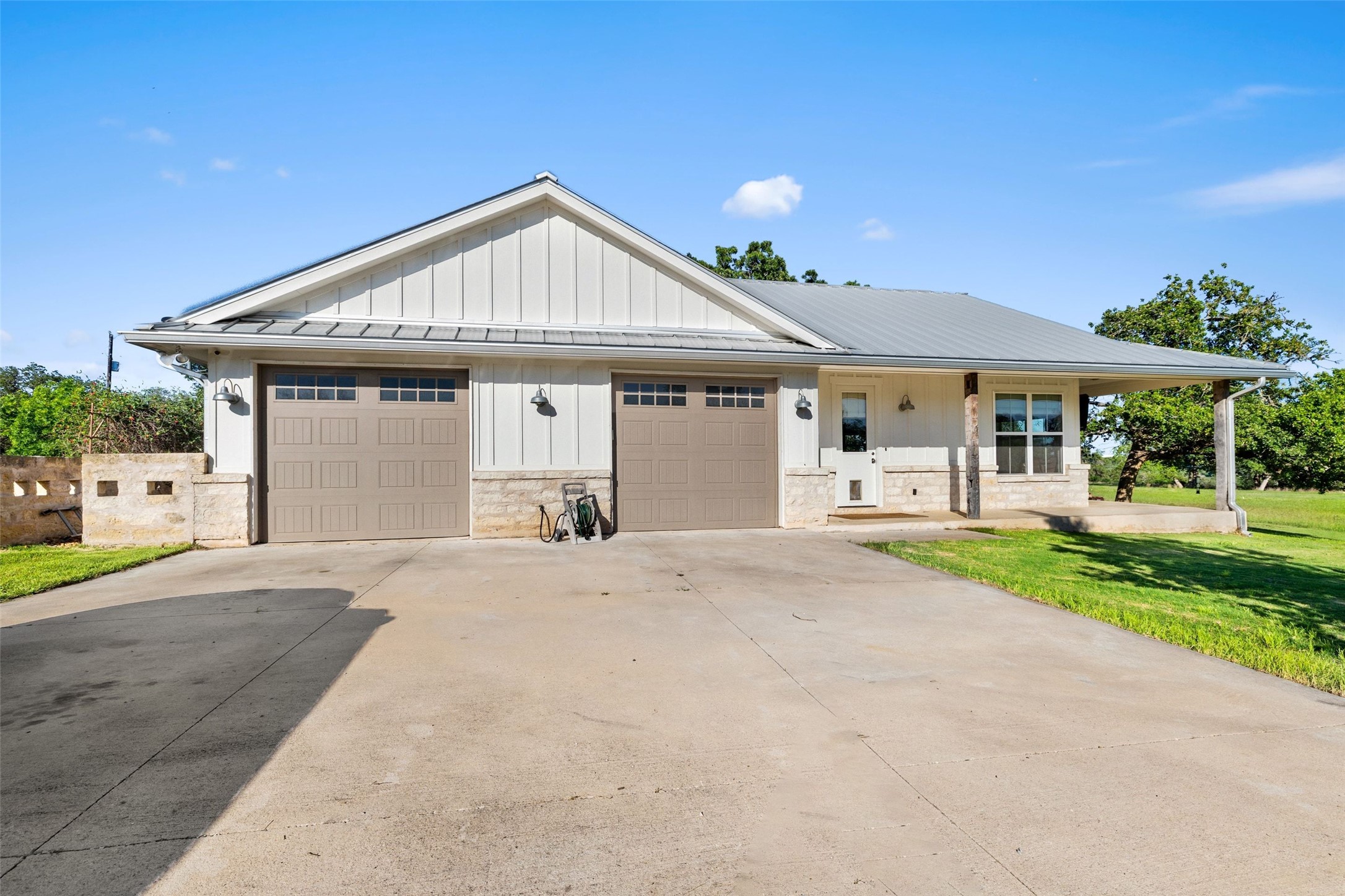 3870B Creek Road Dripping Springs, TX 78620 - Photo 35 of 40 Gallery Image 35