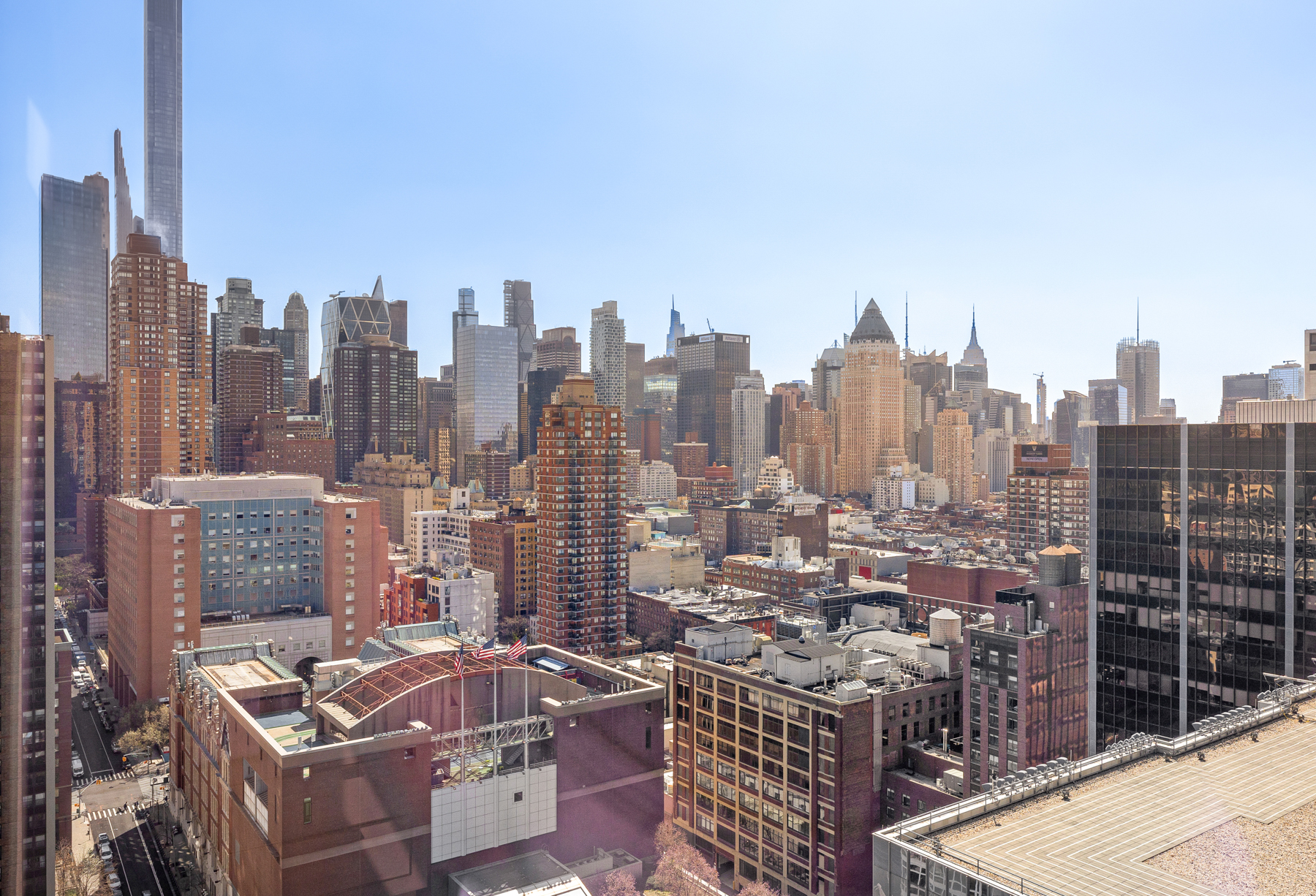 10 West End Avenue, Unit 30C Manhattan, NY 10023 - Photo 9 of 22 a picture of city view