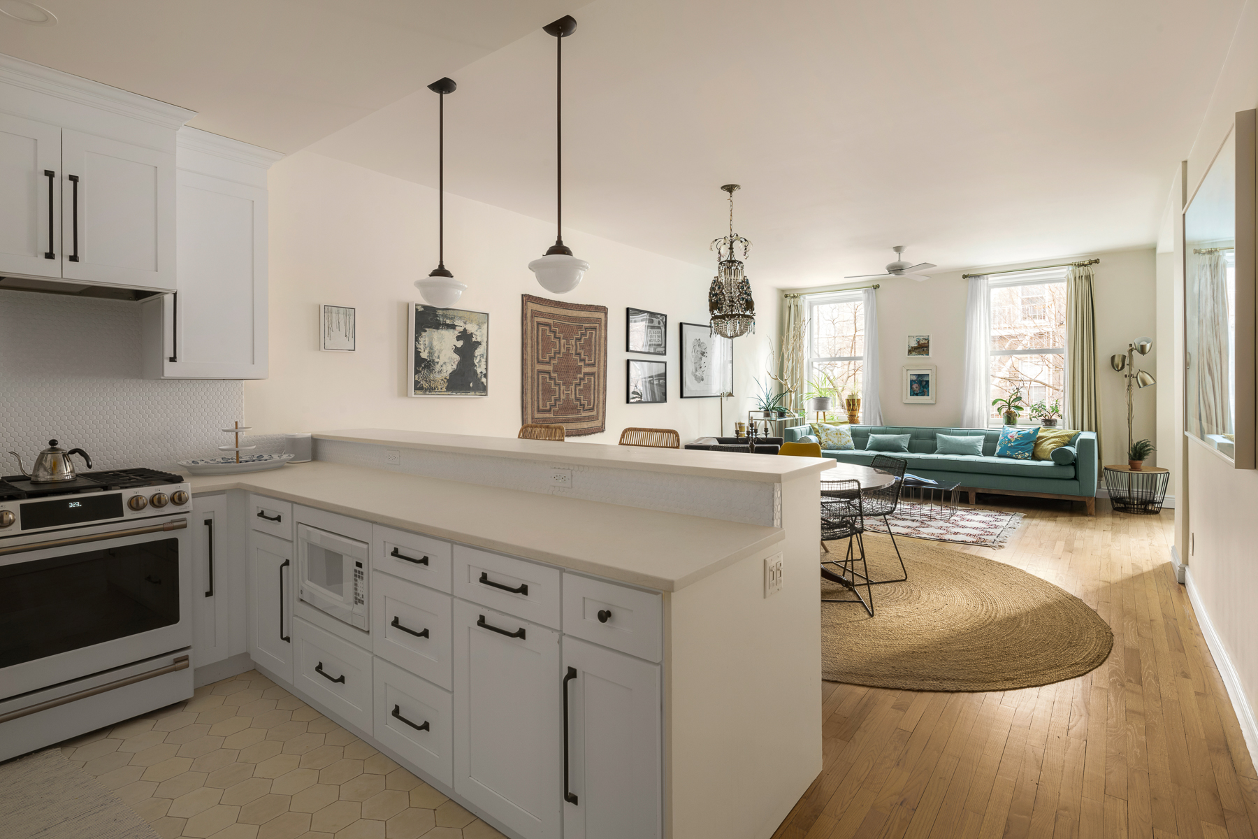 275 East 7th Street, Unit 3 Manhattan, NY 10009 - Photo 3 of 10