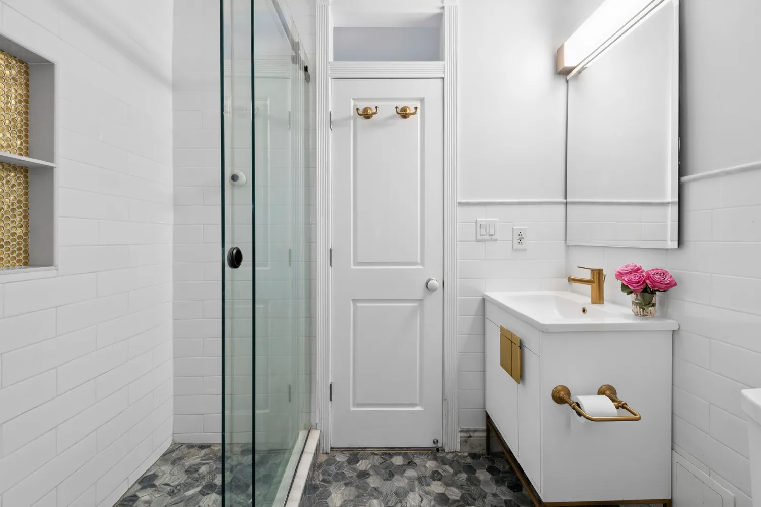 $1,250,000 | 350 East 62nd Street, Unit PHD | Lenox Hill