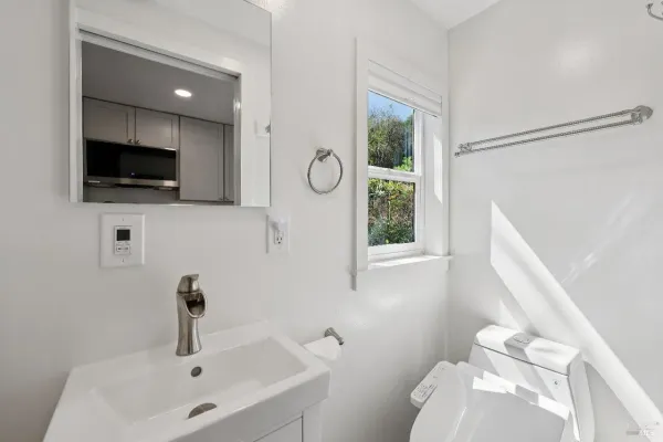 $1,395,000 | 142 Dominga Avenue, Fairfax, CA 94930