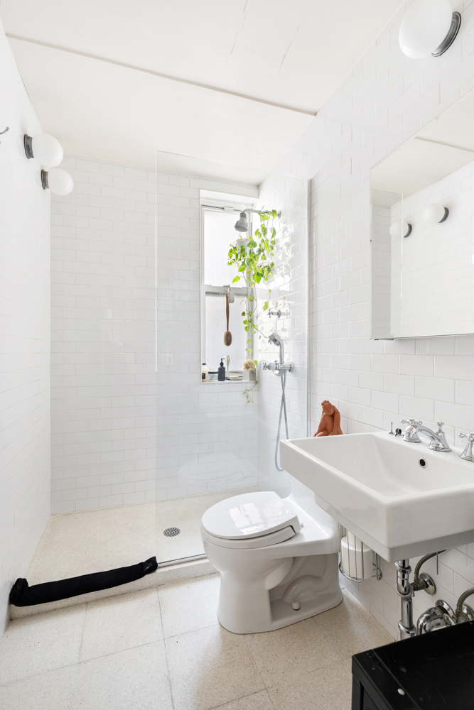 149 Avenue C, Unit 3R Manhattan, NY 10009 - Photo 4 of 6